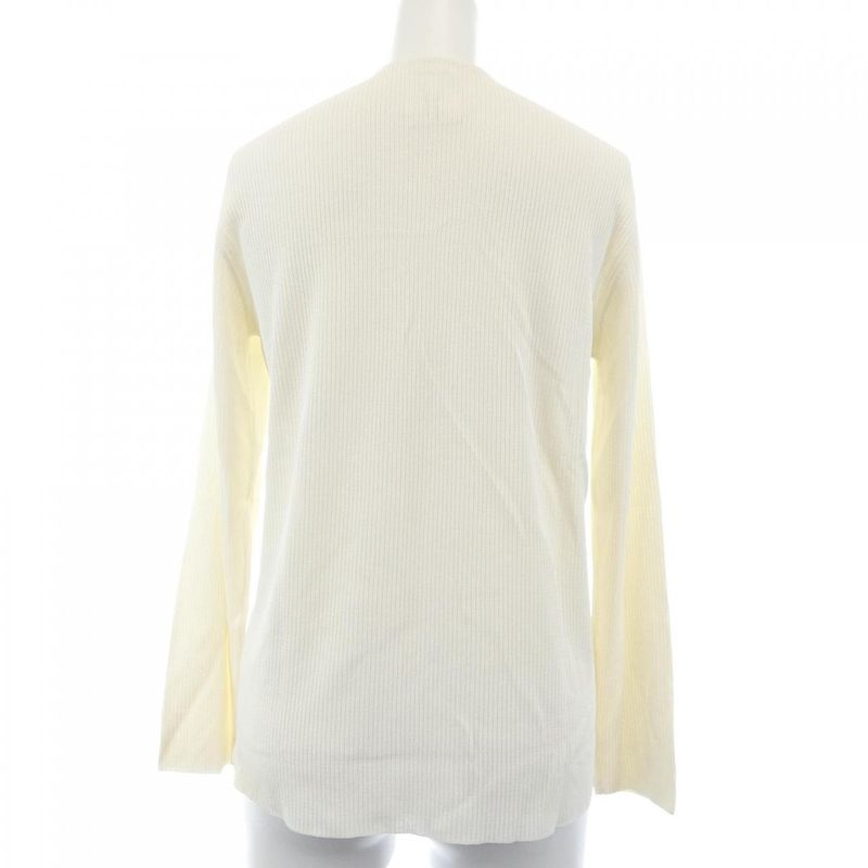 Chanel P20559v01244 Cardigan