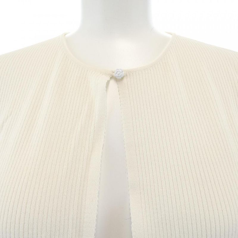 Chanel P20559v01244 Cardigan