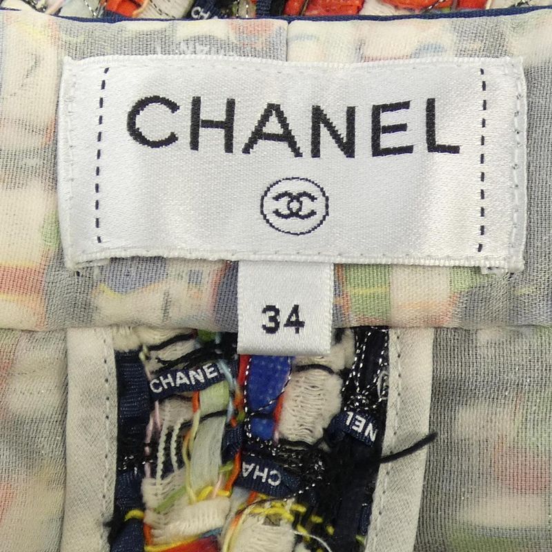 Chanel P56282v42433 Shorts