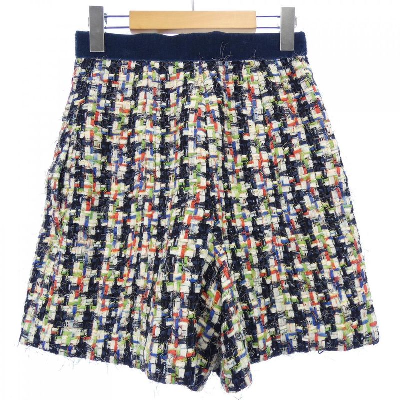 Chanel P56282v42433 Shorts
