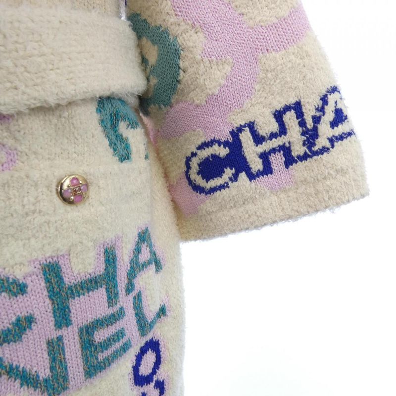 Chanel Look28 P74736k10718 23P Long Cardigan