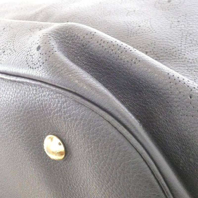 Louis Vuitton Mahina XL M95547 Shoulder Bag