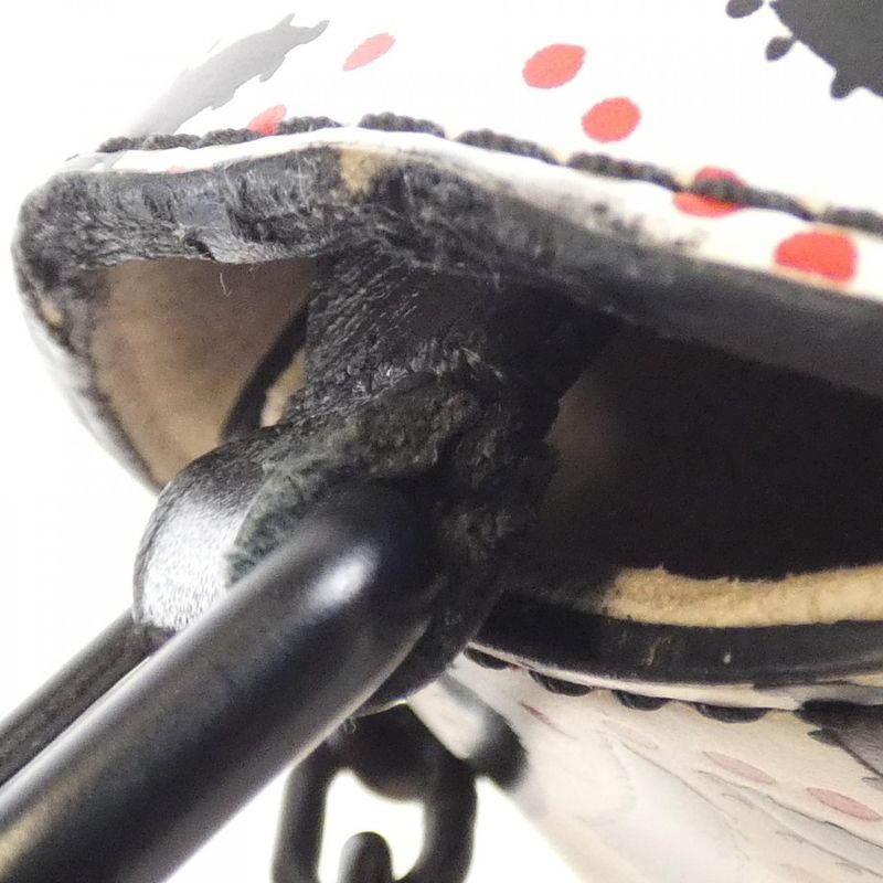 Louis Vuitton Twist MM M50825 Shoulder Bag