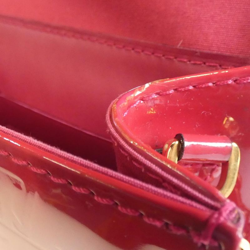 Louis Vuitton Vernis Clutch Anna M90092 Shoulder Bag