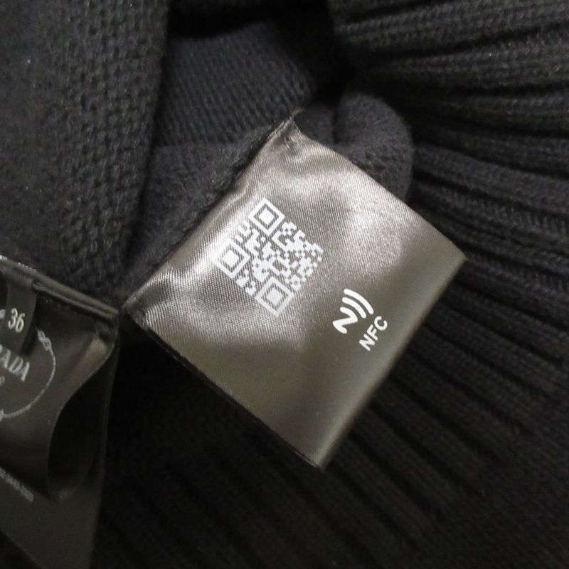 23AW Prada Wool Cashmere 3D Logo Crew Neck Long Sleeve Pullover Knit Sweater