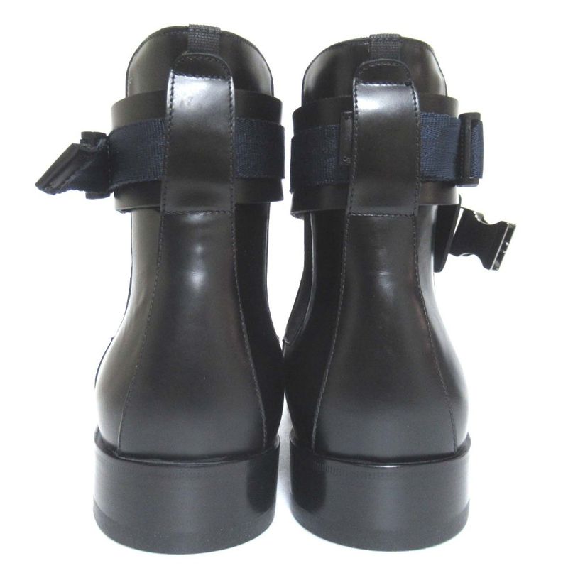 Unused Louis Vuitton LV Buckle Leather Side Gore Short Boots Size 6.5 Equivalent