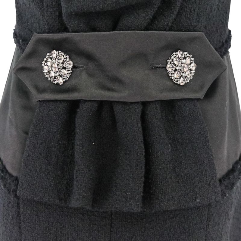 Chanel Tweed Satin Mix Bijoux Embellished Ribbon Dress P52337 Size 34 Black