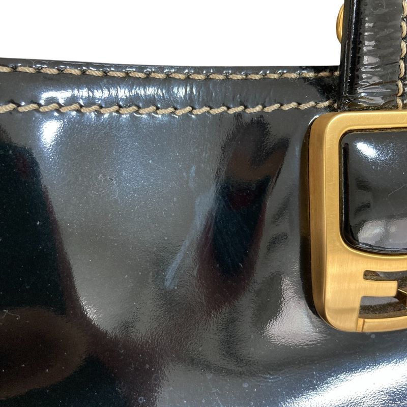 Good Fendi Chameleon Patent Leather Handbag 8bl114-B94 Black Ladies Used