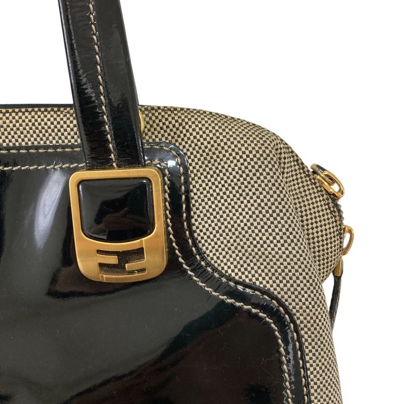 Good Fendi Chameleon Patent Leather Handbag 8bl114-B94 Black Ladies Used