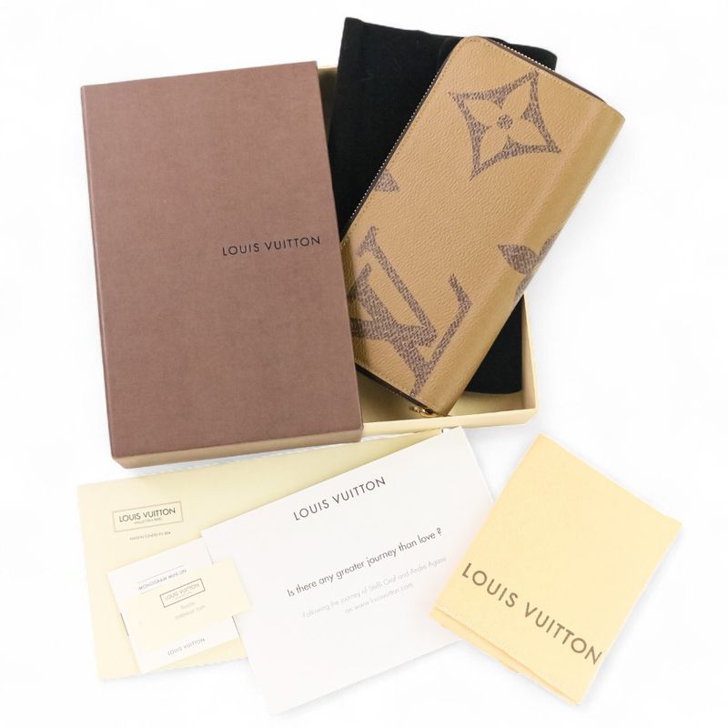 Louis Vuitton Monogram Giant Reverse Zippy Wallet Long Wallet M69353 Brown Men