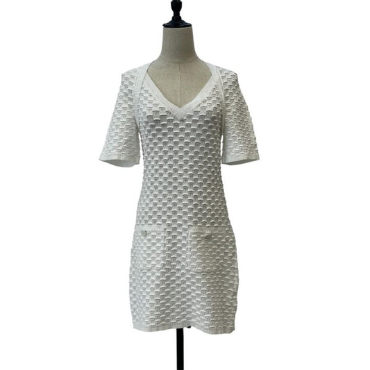 Cleaned Chanel Coco Mark Button Short Sleeve Knit Dress P50836 Size 34 White