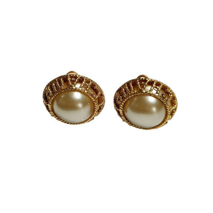 Good Quality 94a Chanel Vintage Faux Pearl Circle Clip Earrings with Box Gold