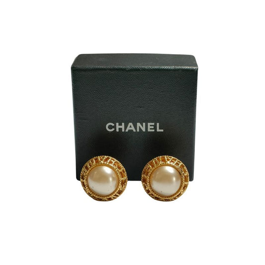 Good Quality 94a Chanel Vintage Faux Pearl Circle Clip Earrings with Box Gold