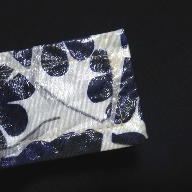 Good Gucci Flower Print PVC Coated Belted Stainless Steel Collar Coat Size 42