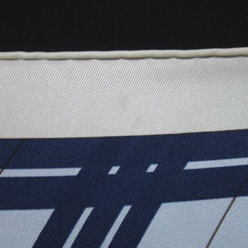 Hermes Carre 70 H En Voyage Traveling Hermes Silk Scarf Blue Women Used