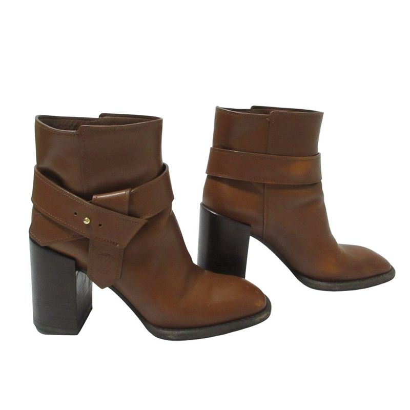 Good Loius Vuitton Louis Vuitton Leather Belt Design Short Boots 37.5 About