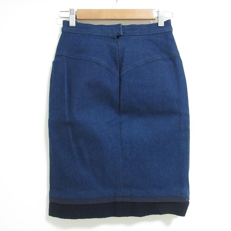 Chanel Denim Skirt Size 38 Indigo Ladies Secondhand Used
