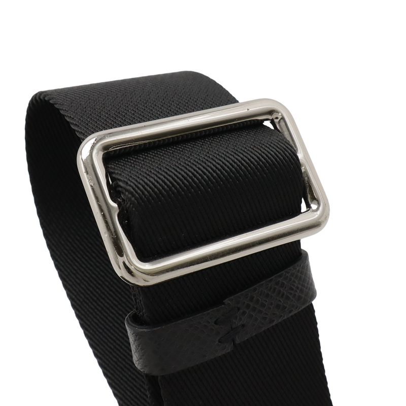 Louis Vuitton Taiga Avenue Thring Bag Body Bag Shoulder Bag Leather Noir Black