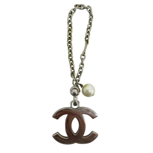 Good 02C Chanel Vintage Faux Pearl Coco Mark Charm Silver Color Ladies Used