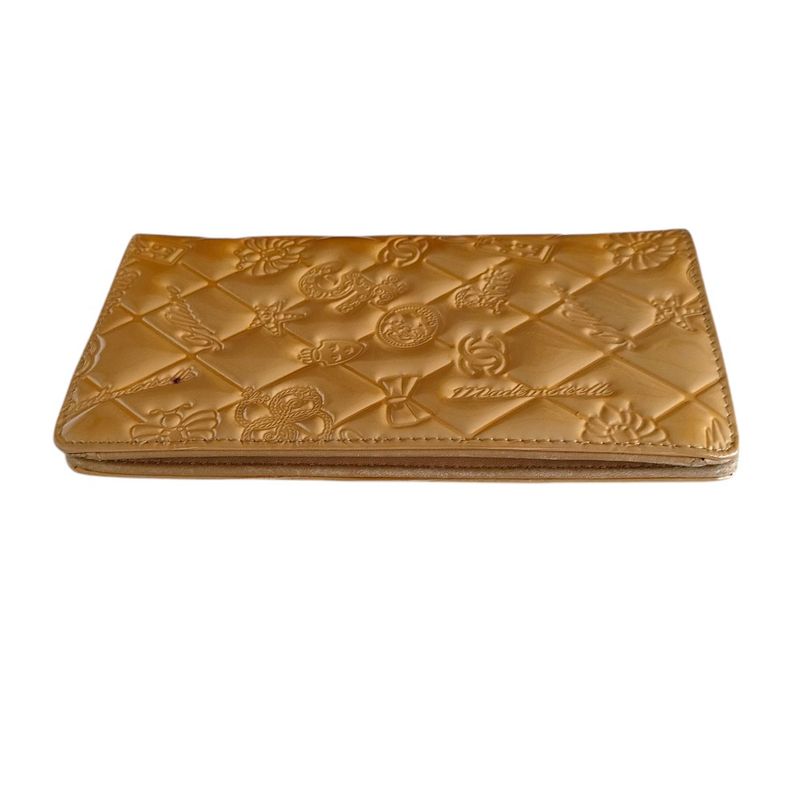 Good Chanel Coco Mark Symbol Charm Icon Bifold Long Wallet Long Wallet A37151