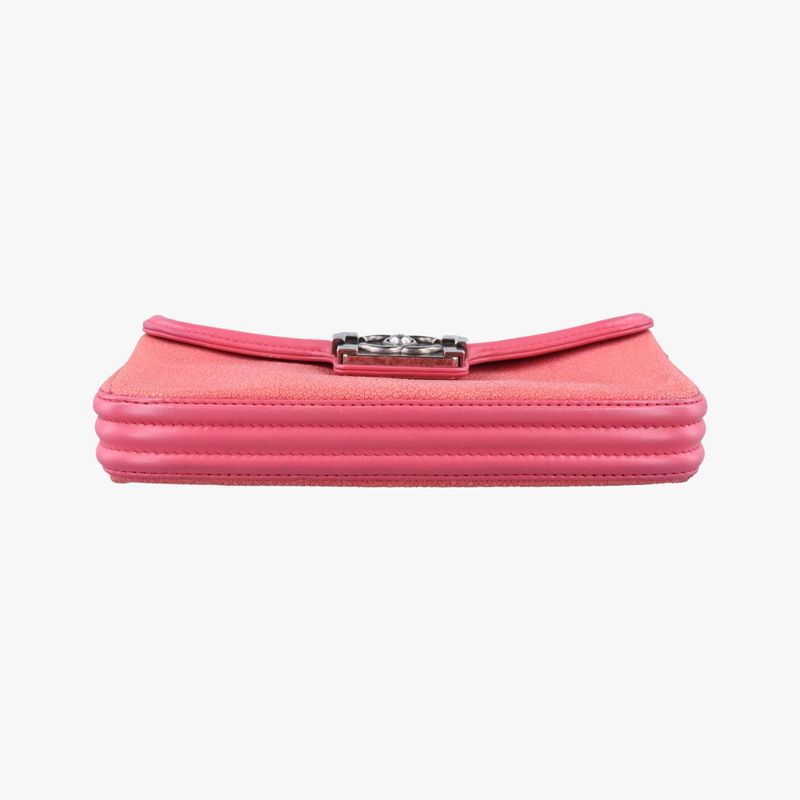 Chanel Boy Exotic Pink Pearl Fish Leather A67198 17067444