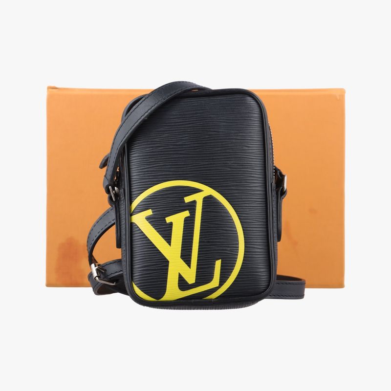 Louis Vuitton Danube Black Epi M55120ca1129