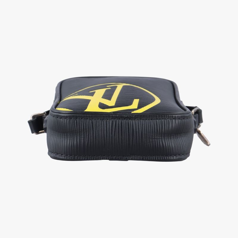 Louis Vuitton Danube Black Epi M55120ca1129