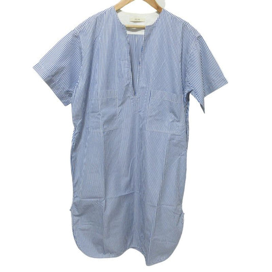 Good Celine Phoebe Period Knee Length Short Sleeves Slit Neck Striped Dress XS