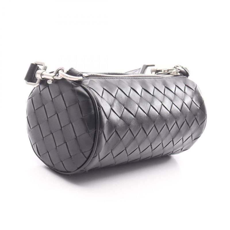 Bottega Veneta Shoulder Bag Intrecciato Barrel 777391 Black Leather Intrecciato