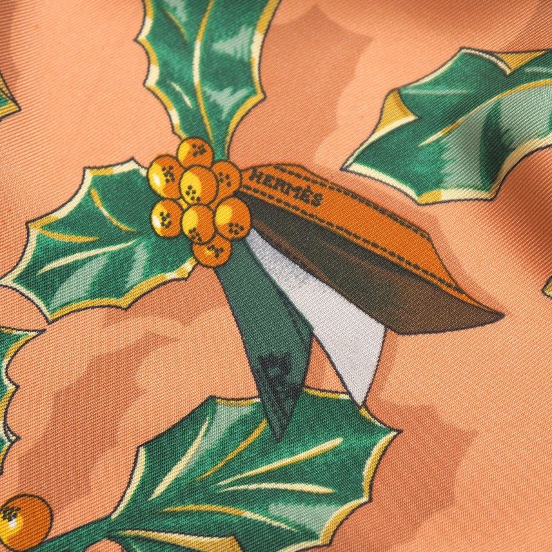 Hermes Neige Dantan Last Years Snow Scarf Carré 90 Total Silk Total Shawl