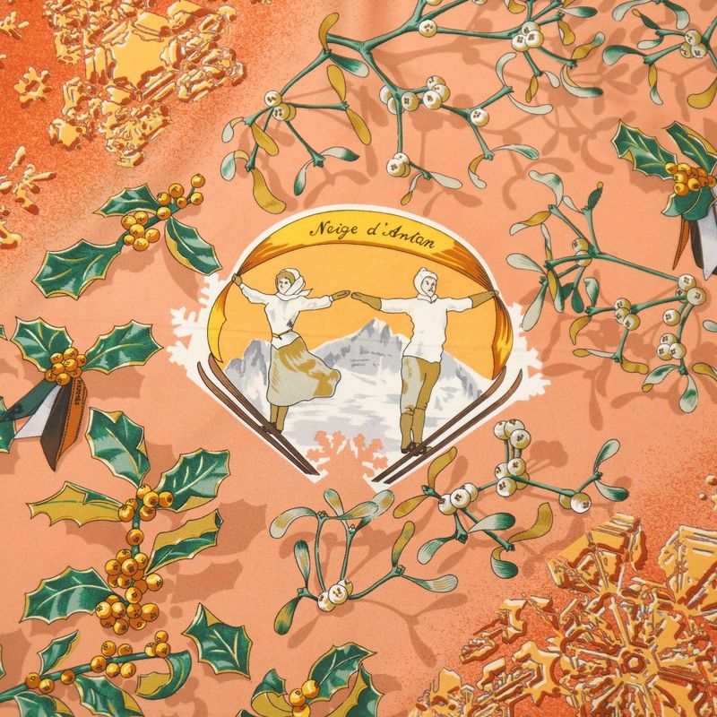 Hermes Neige Dantan Last Years Snow Scarf Carré 90 Total Silk Total Shawl