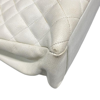 Chanel Tote Bag Revival Chain Tote A20995 White Chain Shoulder/gold Hardware