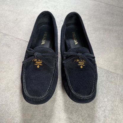 Prada Logo Ribbon Driving Shoes Navy Gold Hardware Suede 35 1 2 Women's Shoes