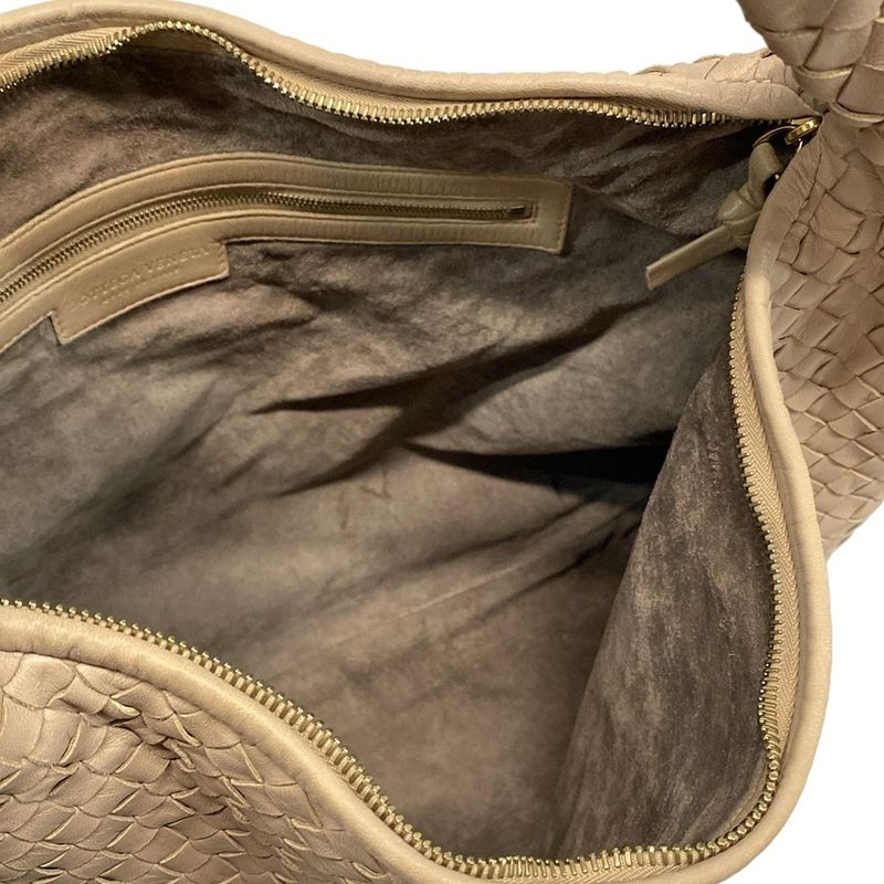 Bottega Veneta Shoulder Bag Beautiful Medium Veneta Bag 115654 Pink Beige