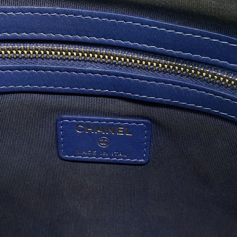 Chanel Clutch Bag Boy Chanel Blue