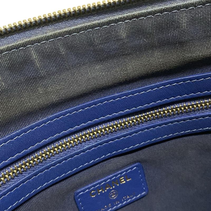 Chanel Clutch Bag Boy Chanel Blue