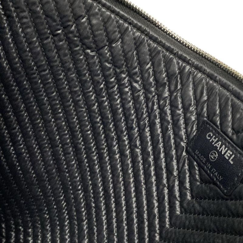 Chanel Clutch Bag Boy Chanel V-stitch (chevron) Black Lambskin
