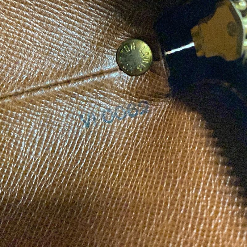 Louis Vuitton Monogram Drouot M51290 - Shoulder Bag