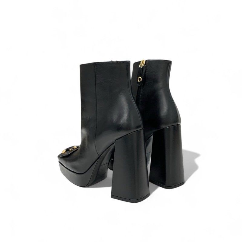 Louis Vuitton Shakeline Boots Short Shoes Leather Black Gold Logo Ankle