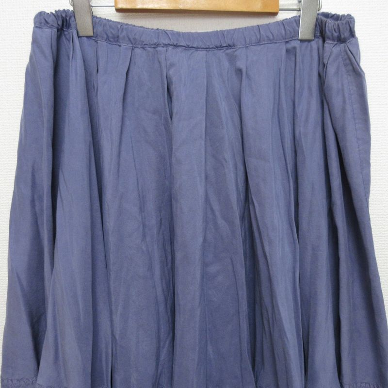 Good Prada 100% Silk Knee Length Easy Gathered Skirt Size 44 Purple Women Used