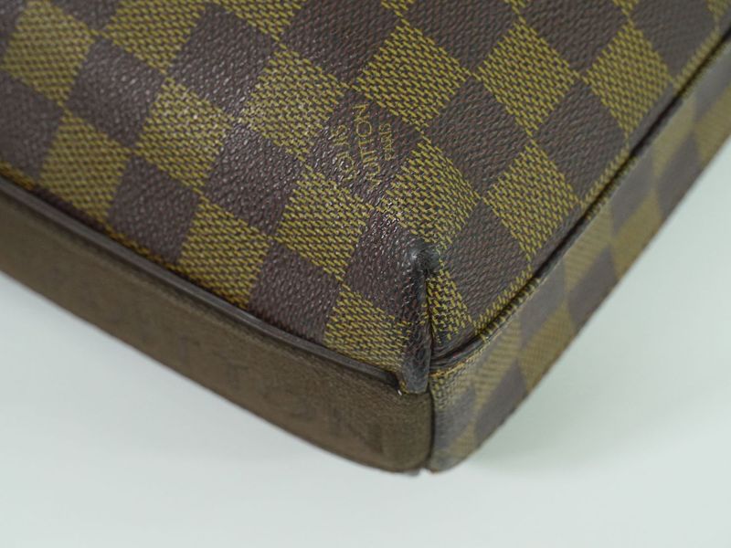 Authentic Louis Vuitton LV Trotter Bobol Damier Ebène Shoulder Bag Pochette