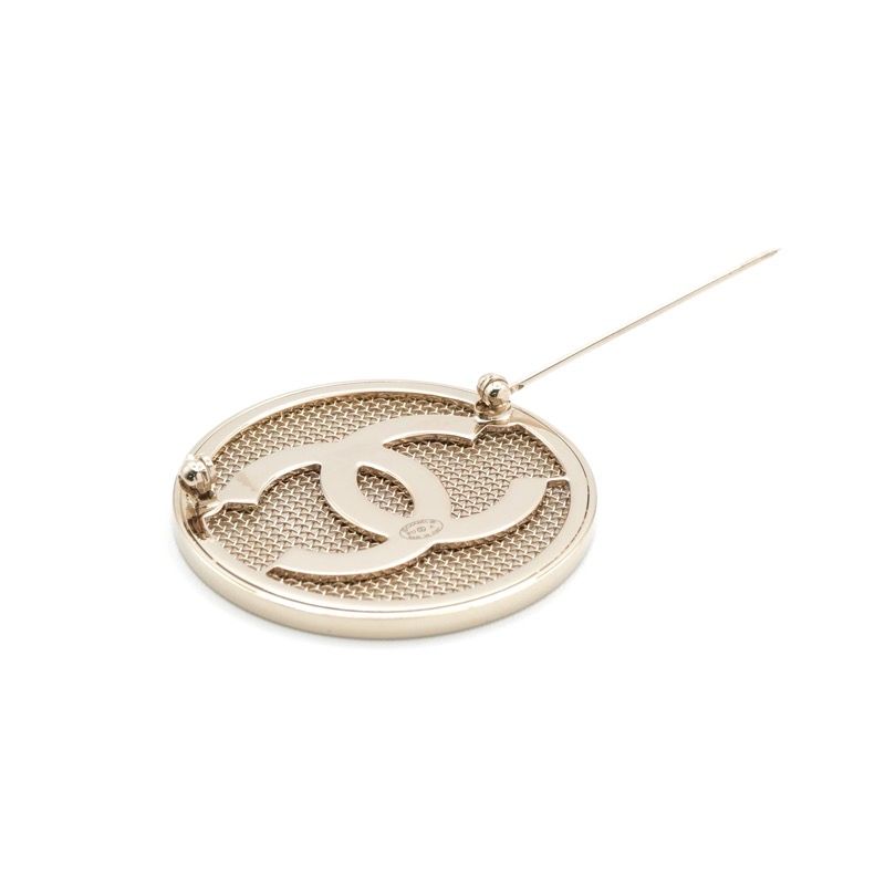 Chanel Brooch Corsage Gold Here Mark Circle