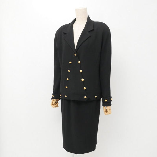 Chanel Vintage 20831 Skirt Suit Size 40 Coco Mark CC Logo Button Tailored