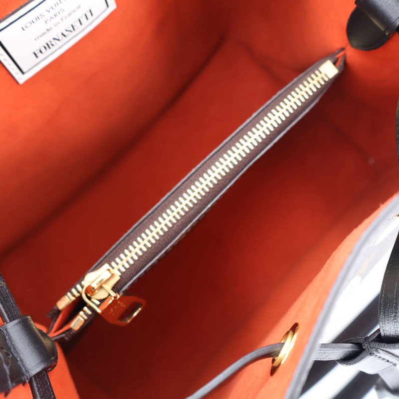 Louis Vuitton Monogram Cameo Neo-noé M45956 Shoulder Bag