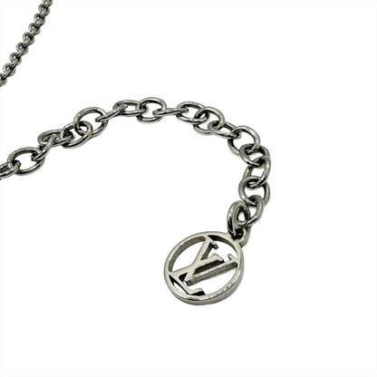Louis Vuitton Metal Essential V Necklace