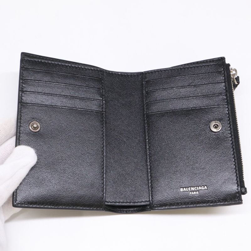 Balenciaga 853577 Passport