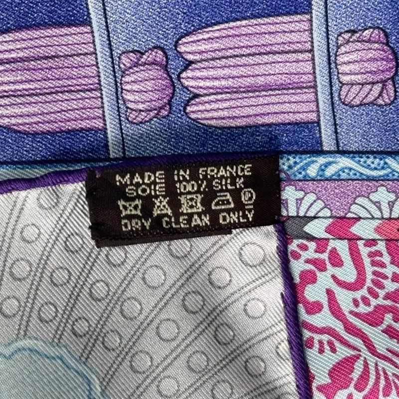 Hermes Carré 90 Parures de Samourais Samurai Armor Multicolor Scarf 100% Silk