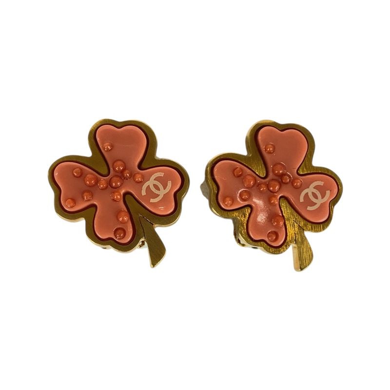 Chanel Clover Coco Mark Gold Pink Plated Earrings Ladies 506066