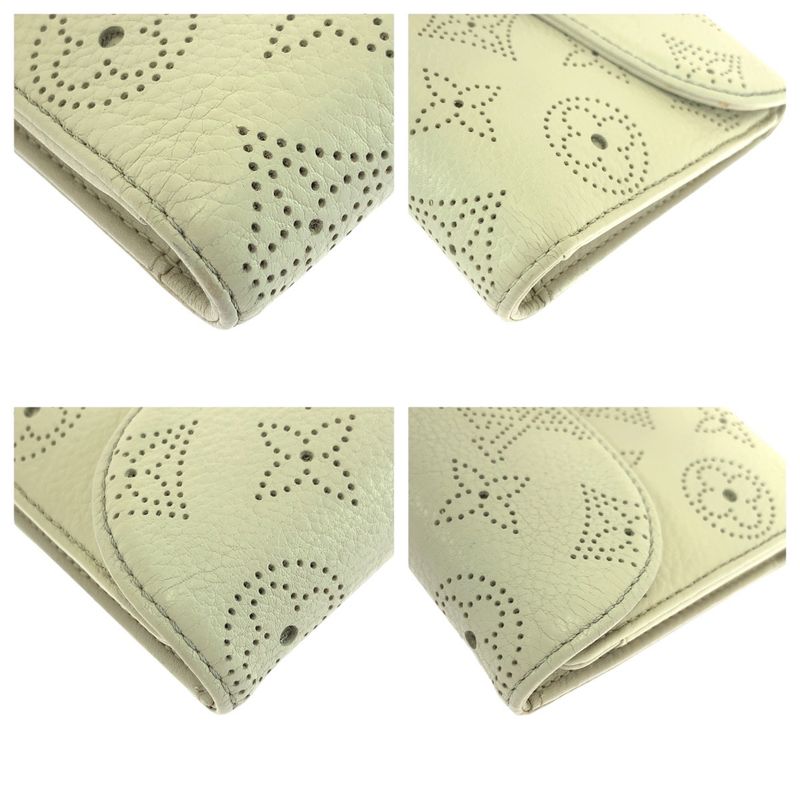 Louis Vuitton Mahina Portefeuille Amelia Off White Ivory Gold Hardware Leather