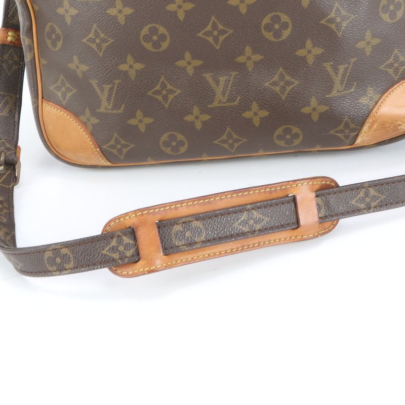 Louis Vuitton Monogram Danube GM M45262 Leather Shoulder Bag Crossbody Messenger